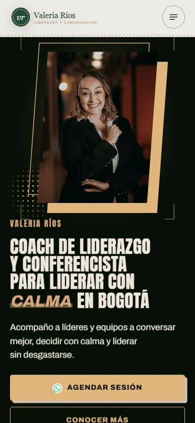 Portada en celular de una web de ejemplo para Marca personal, diseño «Escenario de gala»